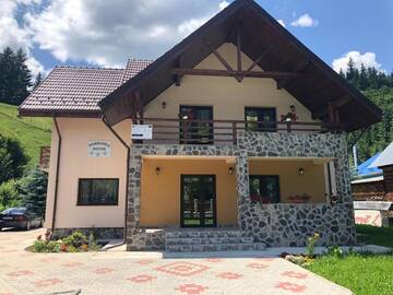 Фотографии Гостевой дом Pensiunea Bucur г. Dămuc (Румыния) №1 Фото Гостевой дом Pensiunea Bucur г. Dămuc 1